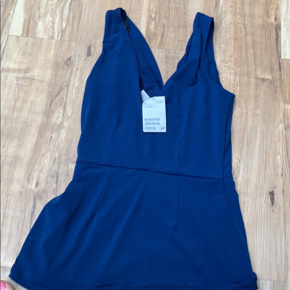 H&M navy shirt - Picture 2 of 2